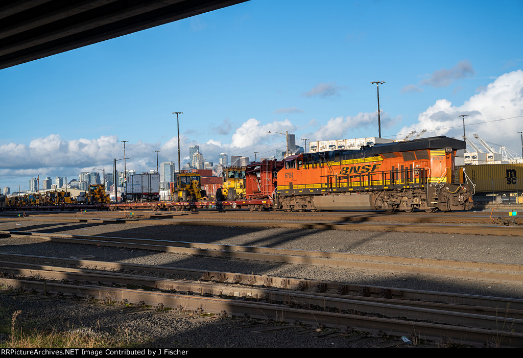 BNSF 6784